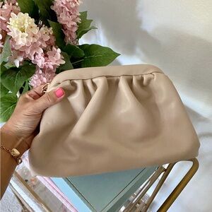 Elegant Cream Clutch/Crossbody Bag